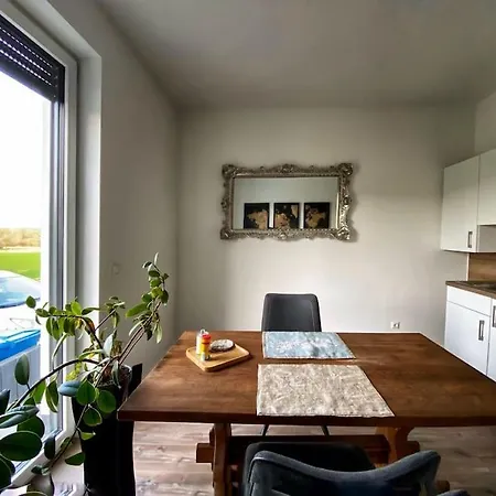 Schoene 1-Zimmer Wohnung Mit Boxspringbett & Kueche Mechernich Exterior photo